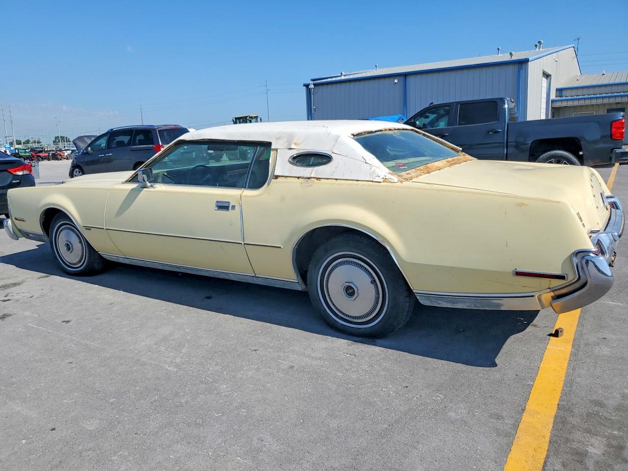 1973 Lincoln Continental Mk4 Cream vin: 3Y89A923931
