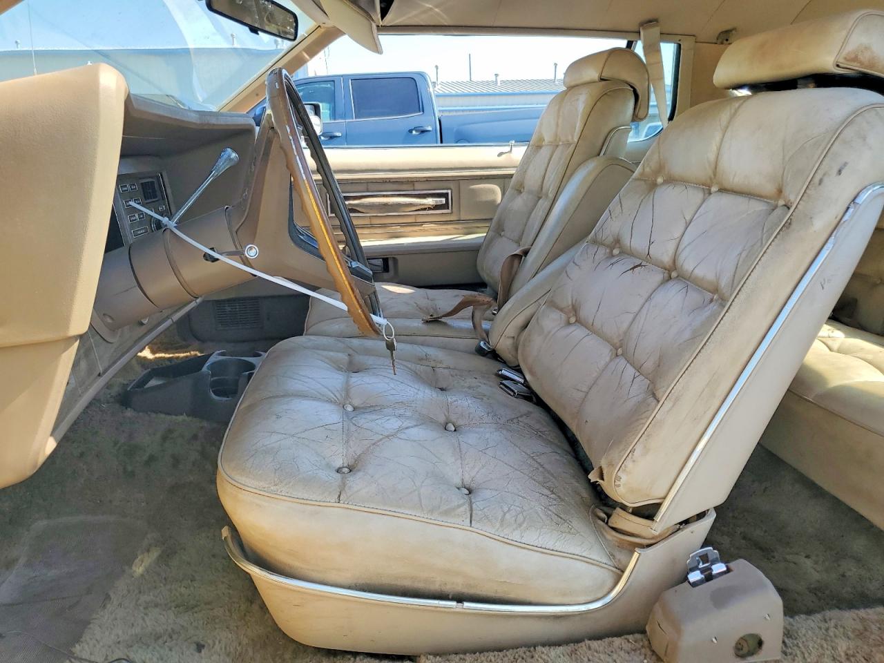 1973 Lincoln Continental Mk4 Cream vin: 3Y89A923931