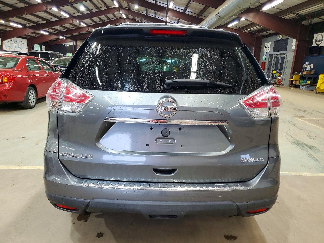 2015 Nissan Rogue Sv Серый vin: 5N1AT2MV1FC794734