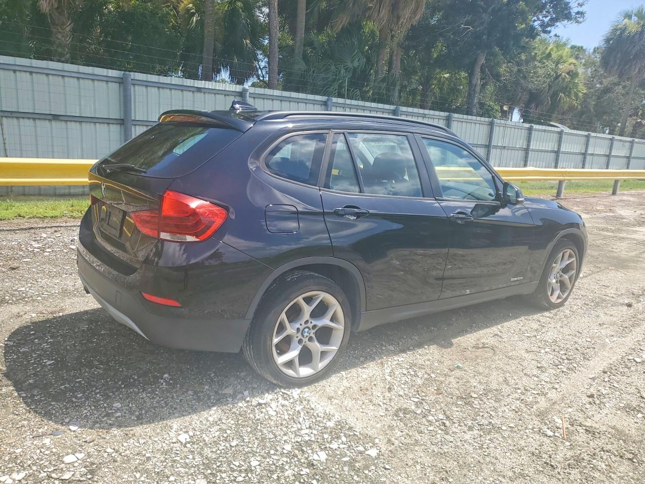 2014 Bmw X1 Sdrive28i Black vin: WBAVM1C51EVW47215