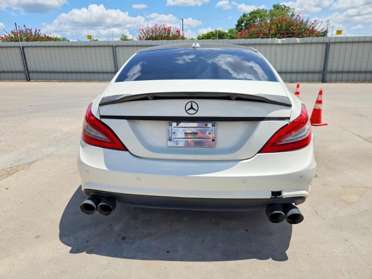 2014 Mercedes-benz Cls 550 White vin: WDDLJ7DB7EA109965
