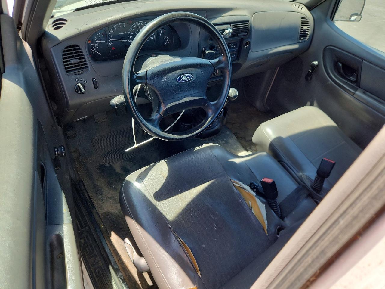 2003 Ford Ranger Белый vin: 1FTYR10D13PA35451