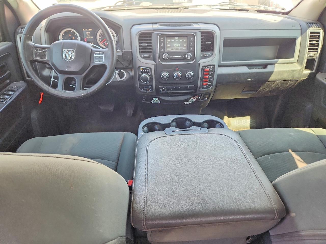 2015 Ram 1500 St White vin: 1C6RR7FTXFS710213