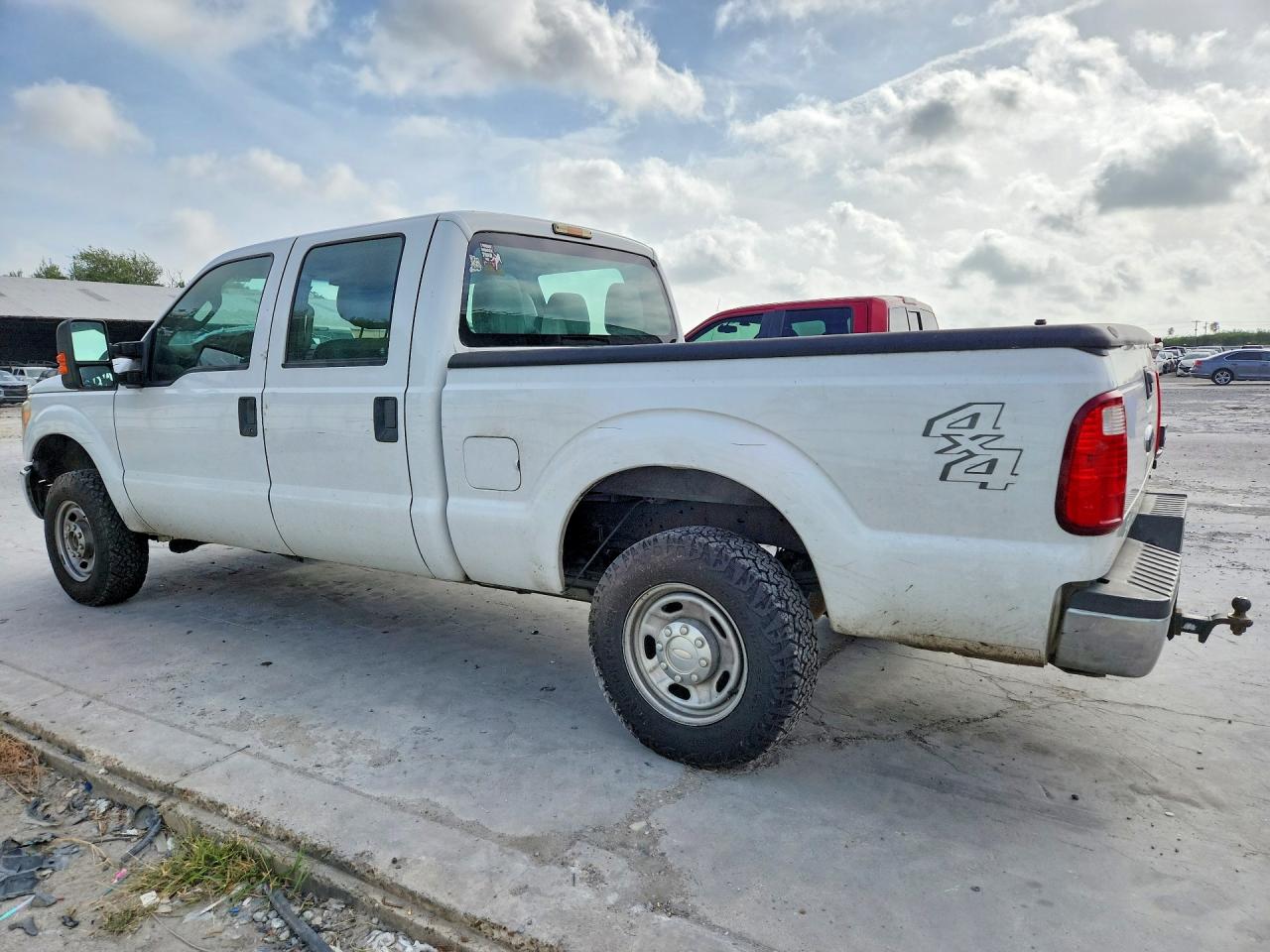 2014 Ford F250 Super Duty Белый vin: 1FT7W2B61EEA55321