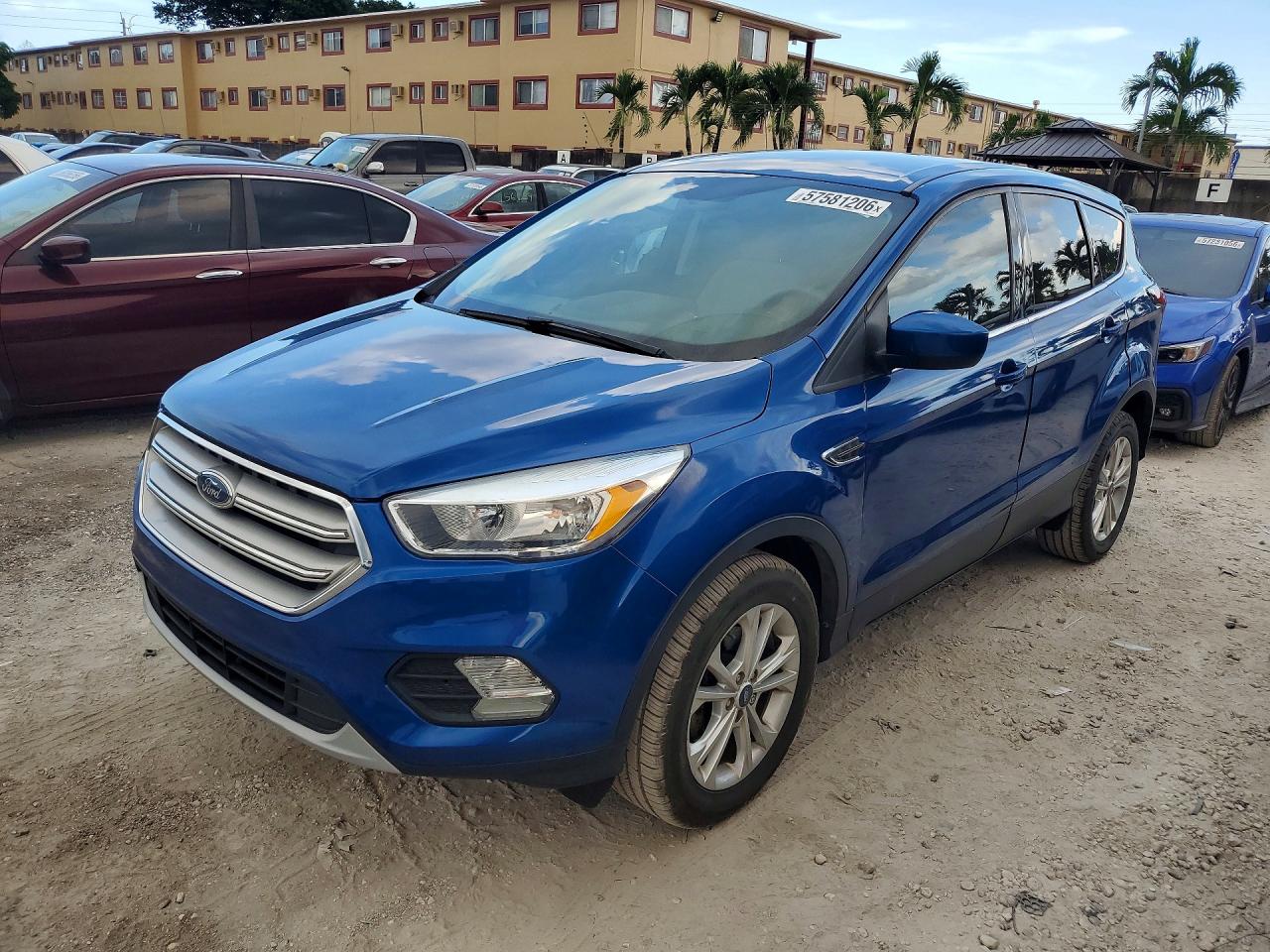 2019 Ford Escape Se Blue vin: 1FMCU0GD1KUA50357