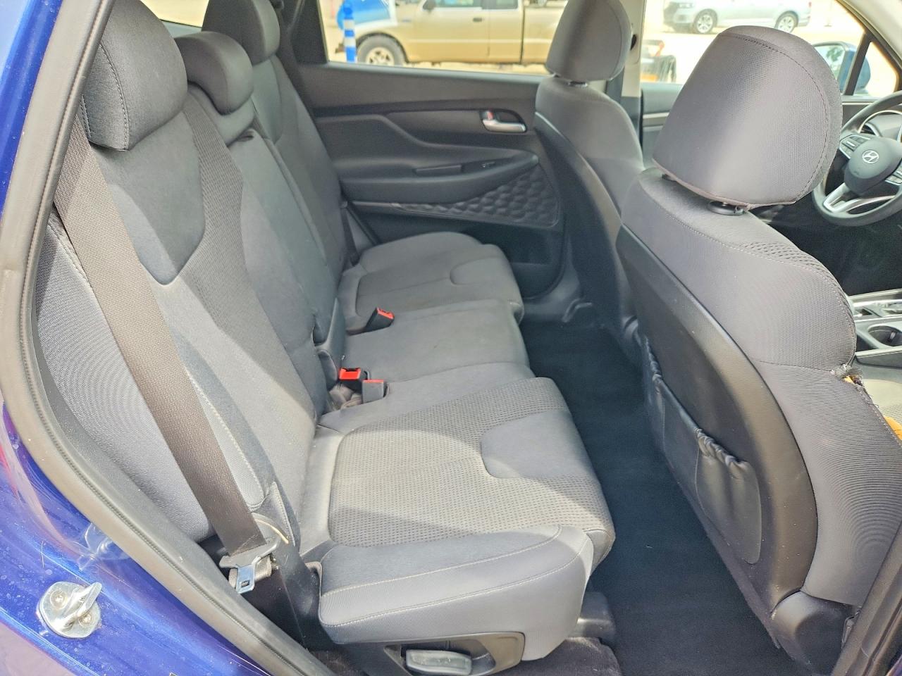 2019 Hyundai Santa Fe Se Blue vin: 5NMS23AD3KH012328