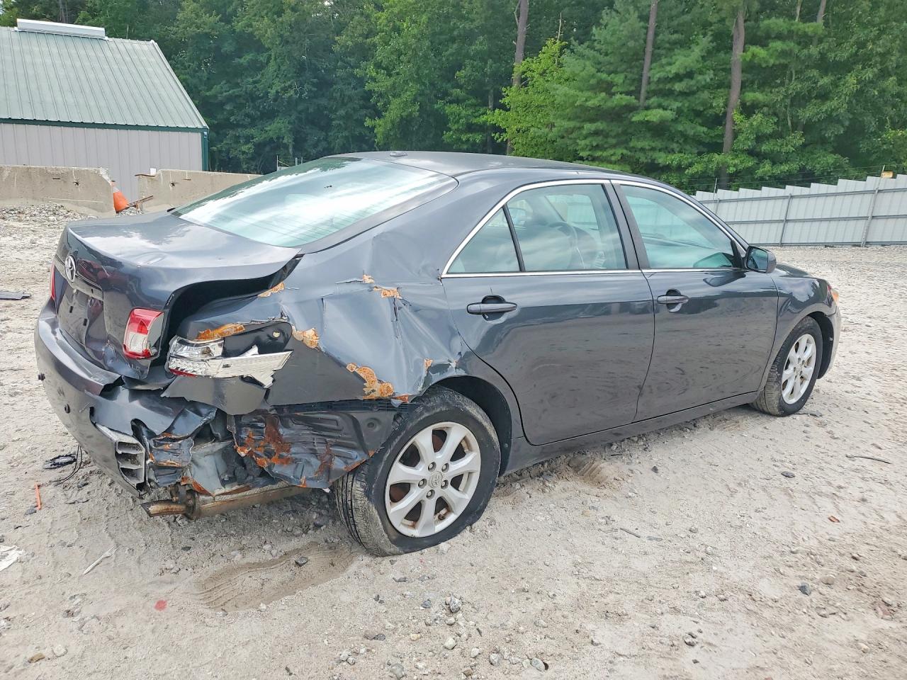 2010 Toyota Camry Le Gray vin: 4T1BF3EK8AU577688