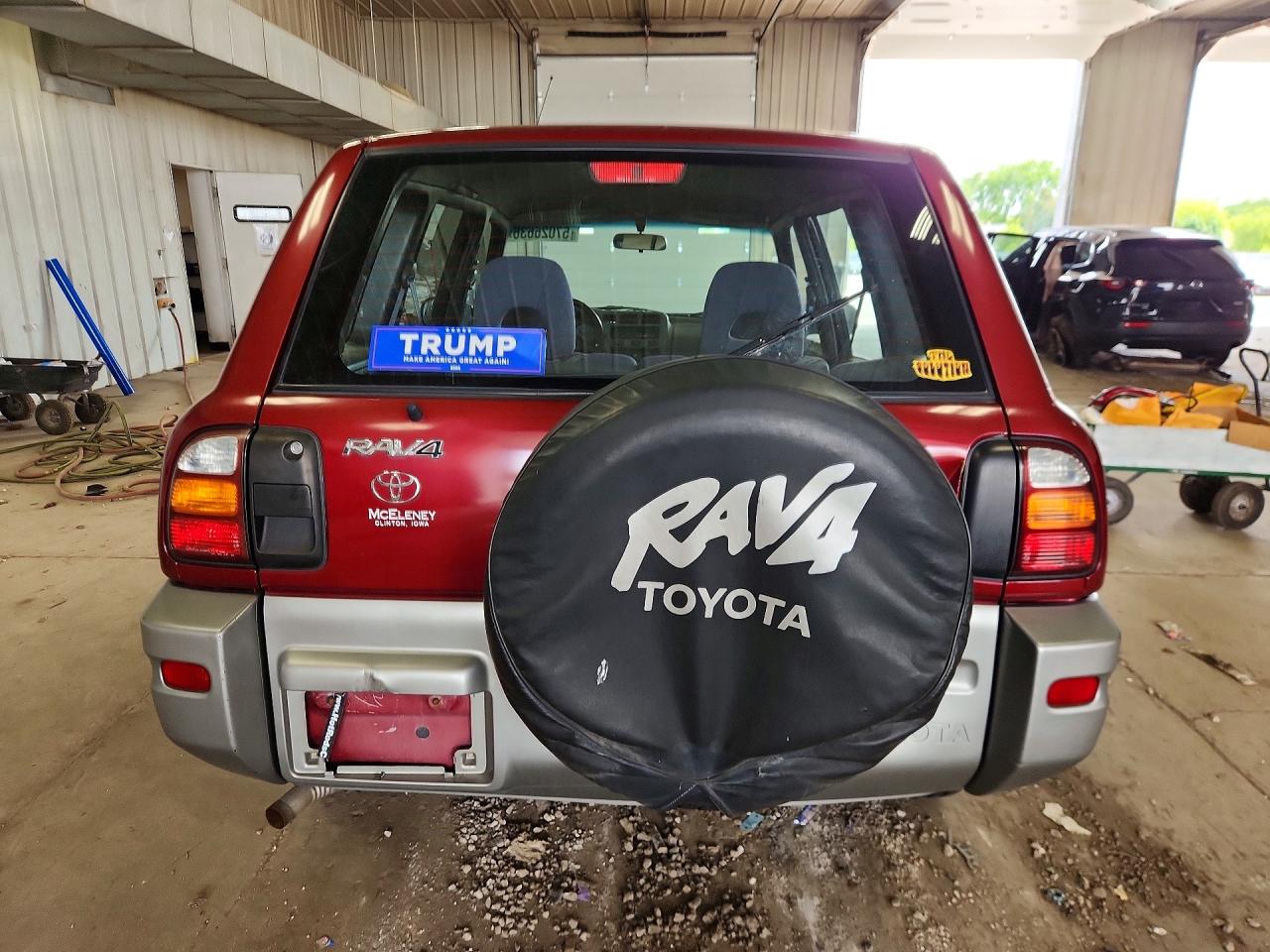 2000 Toyota Rav4 Base Maroon vin: JT3GP10V2Y0046778