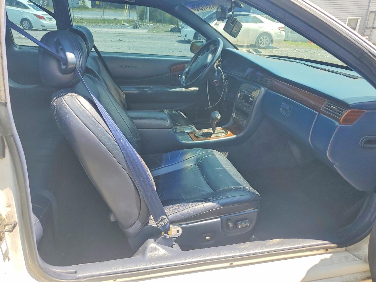 1996 Cadillac Eldorado Touring White vin: 1G6ET1299TU615984