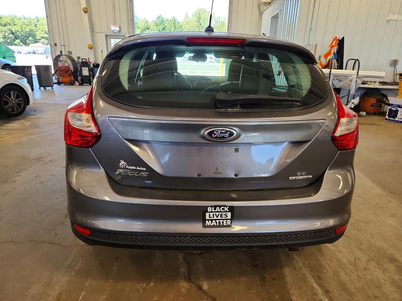 2014 Ford Focus Se Gray vin: 1FADP3K28EL357533