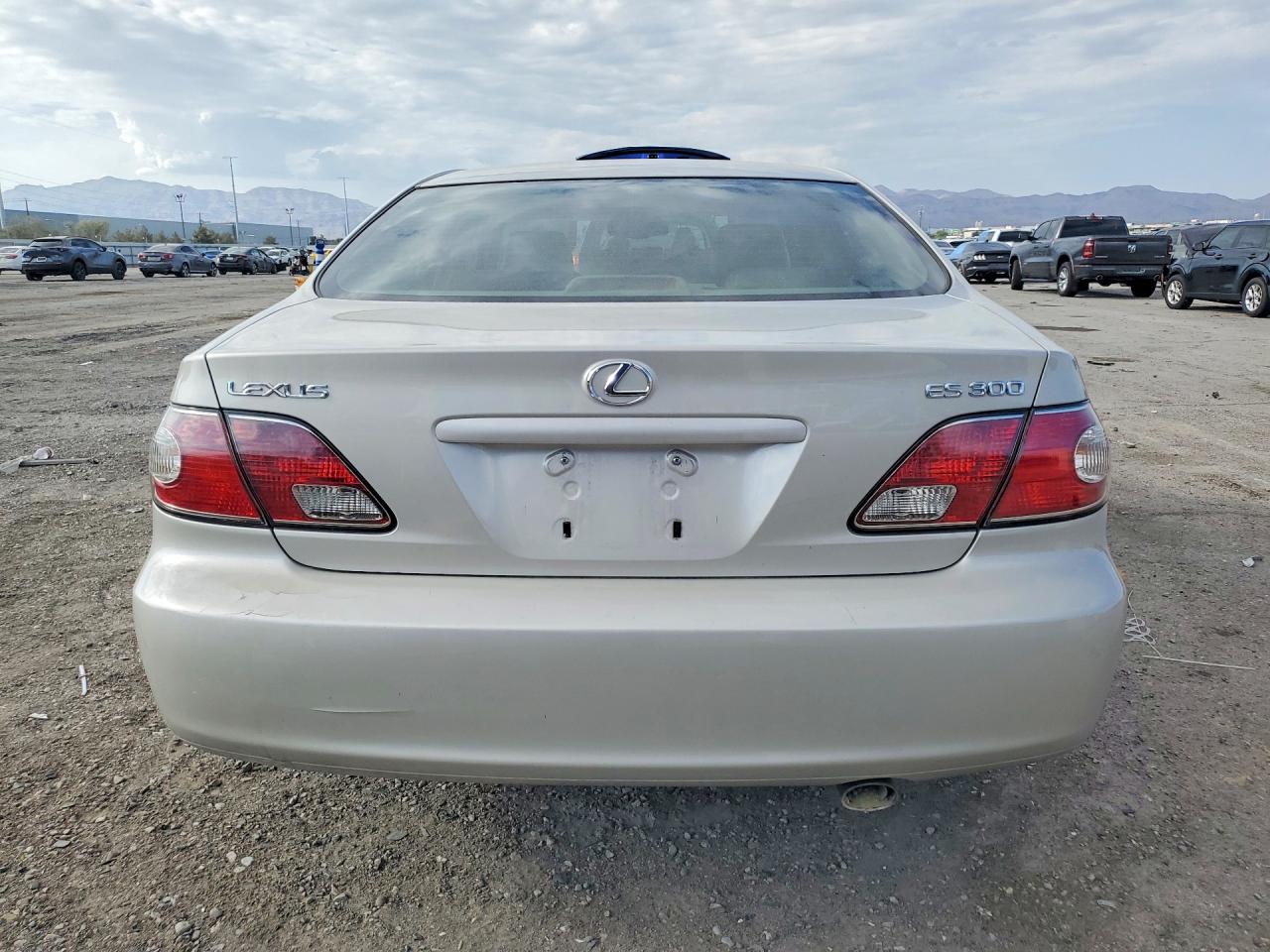 2003 Lexus Es 300 Beige vin: JTHBF30G536019830