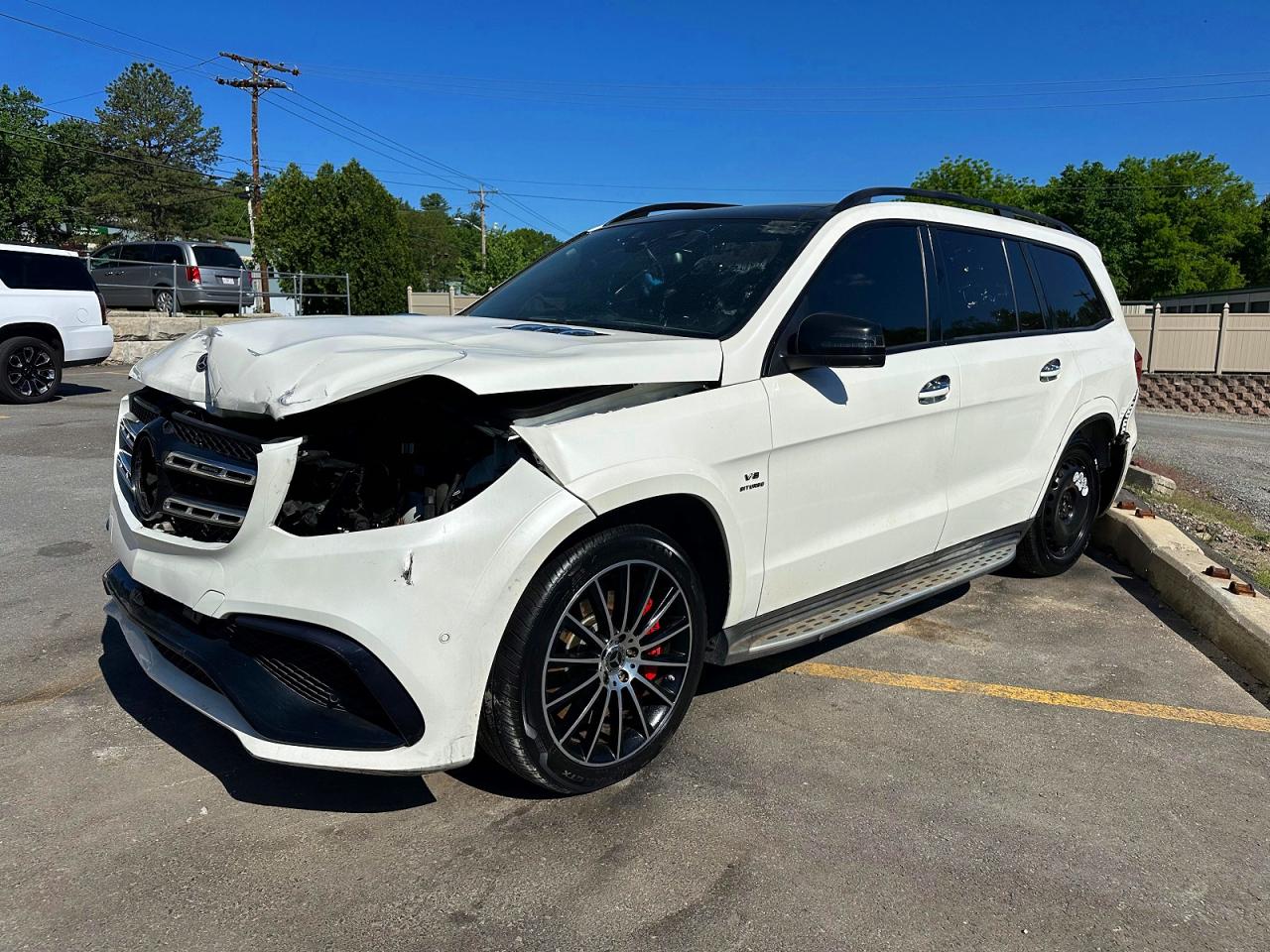 2018 Mercedes-benz Gls 63 Amg 4matic Белый vin: 4JGDF7FE8JA999812