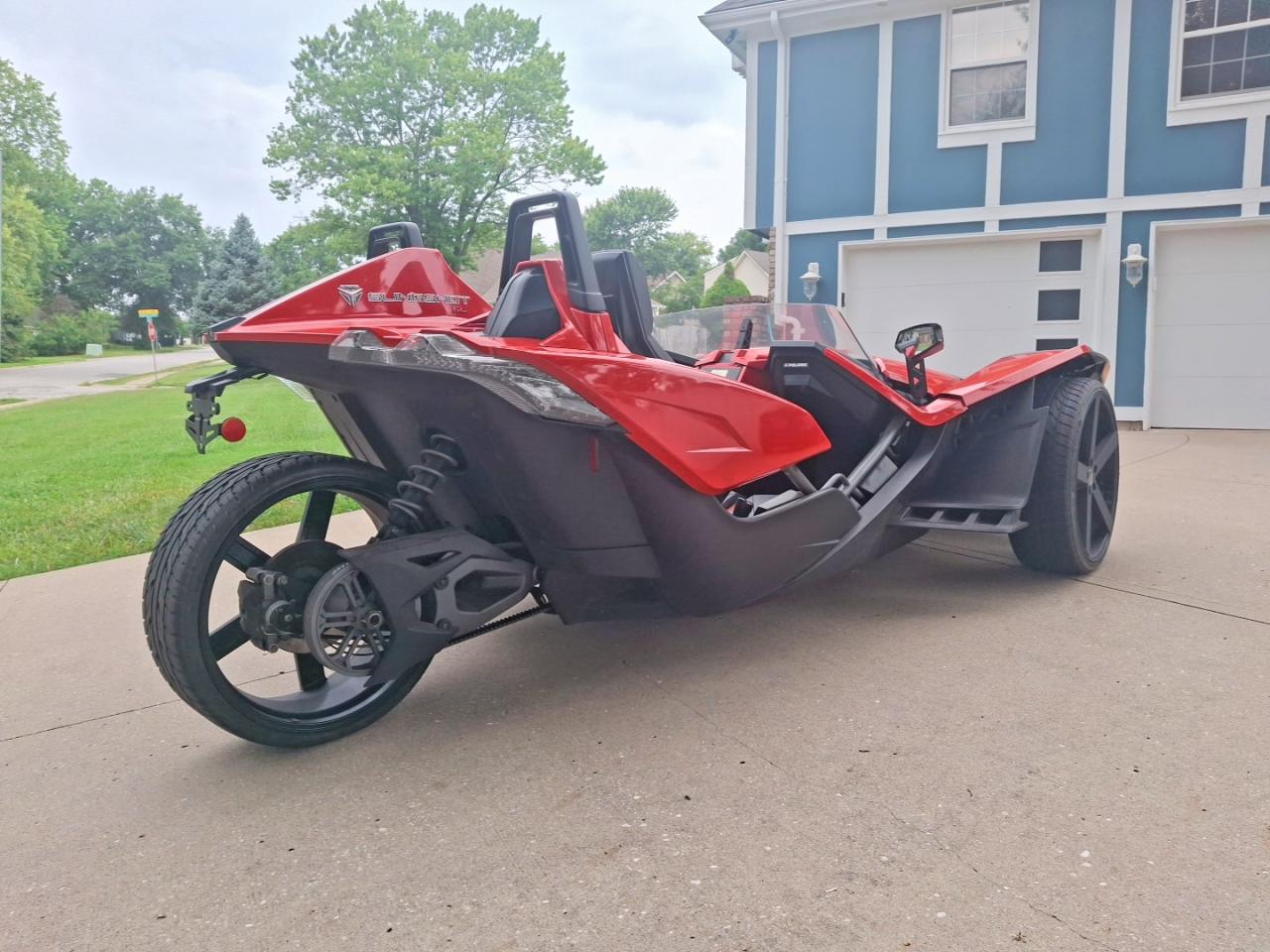2015 Polaris Slingshot Sl Red vin: 57XAAPFA2F5103076