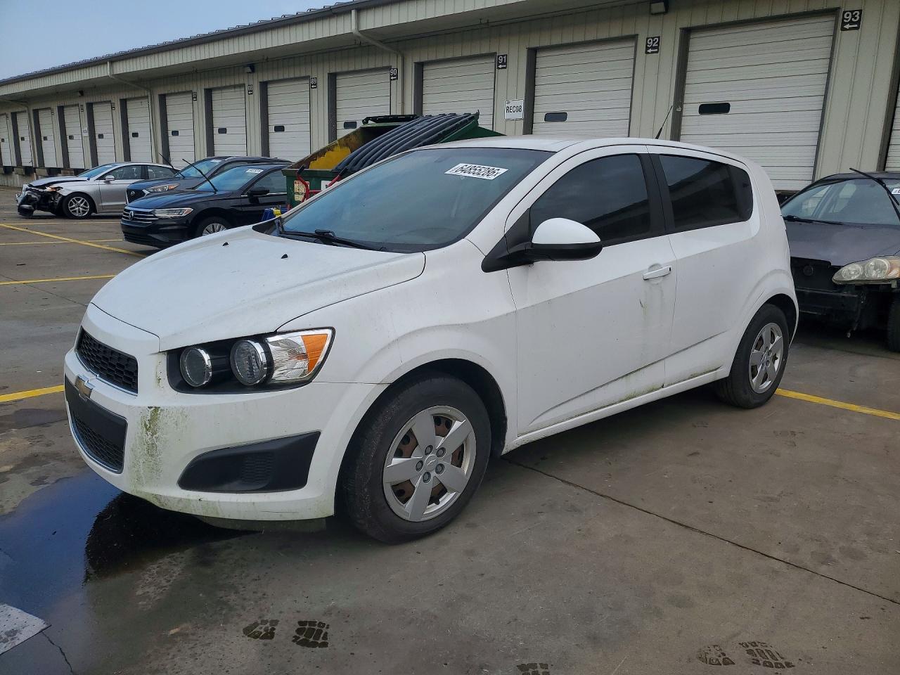 2014 Chevrolet Sonic Ls White vin: 1G1JA6SH9E4195595