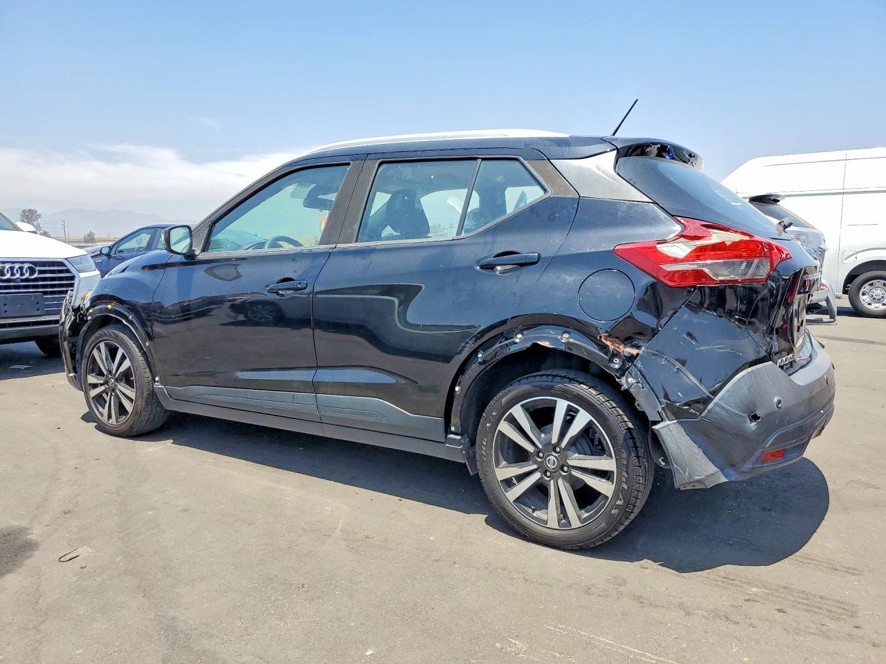 2020 Nissan Kicks Sv Black vin: 3N1CP5CV4LL479675