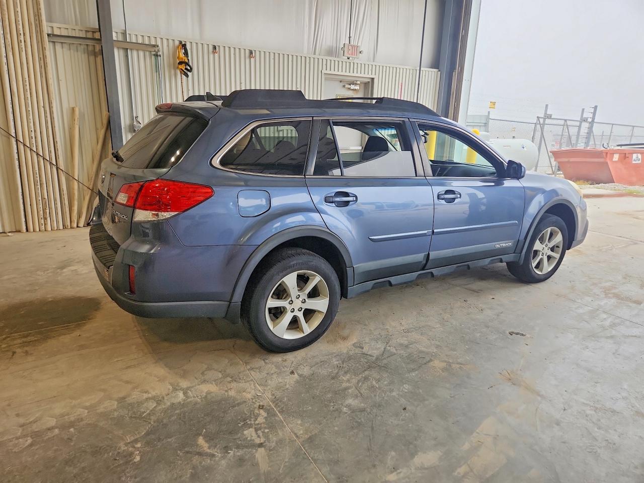 2014 Subaru Outback 2.5i Premium Blue vin: 4S4BRCCCXE3266777