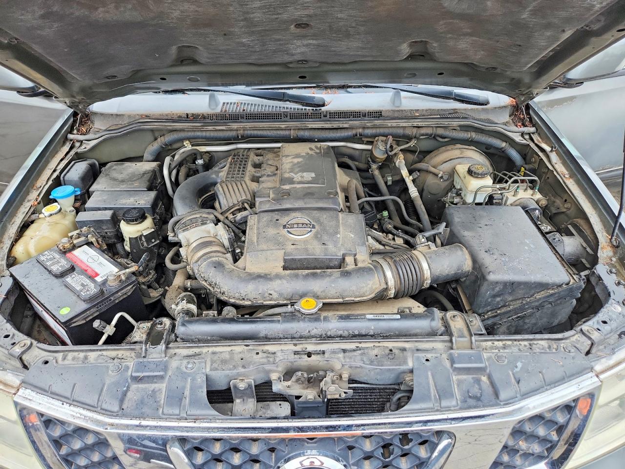 2005 Nissan Pathfinder Xe Gray vin: 5N1AR18W55C734045