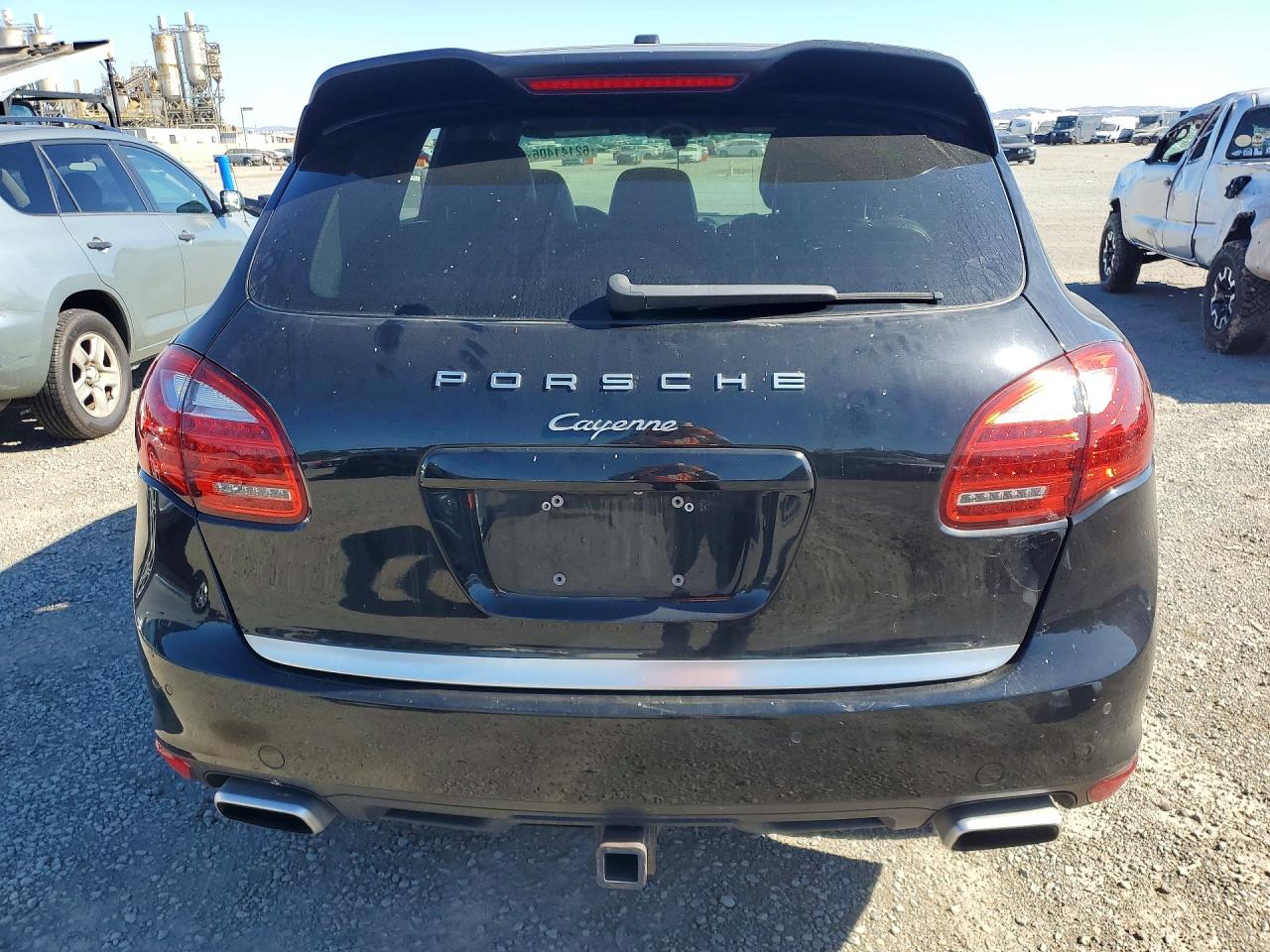 2013 Porsche Cayenne Black vin: WP1AF2A27DLA37189