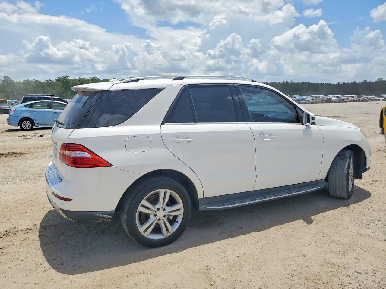 2014 Mercedes-benz Ml 350 White vin: 4JGDA5JB5EA288624