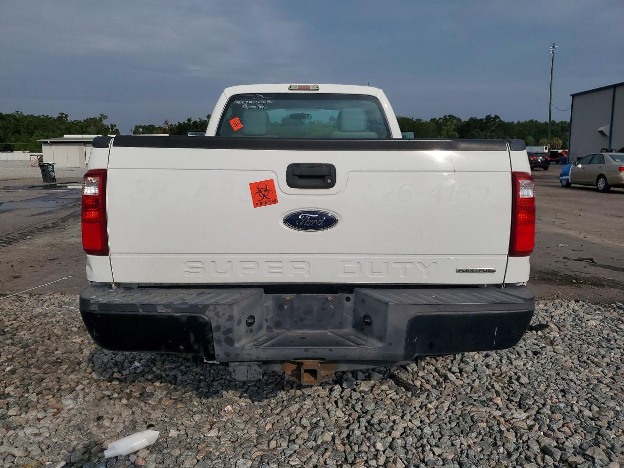 2013 Ford F250 Super Duty White vin: 1FTBF2A6XDEB44444