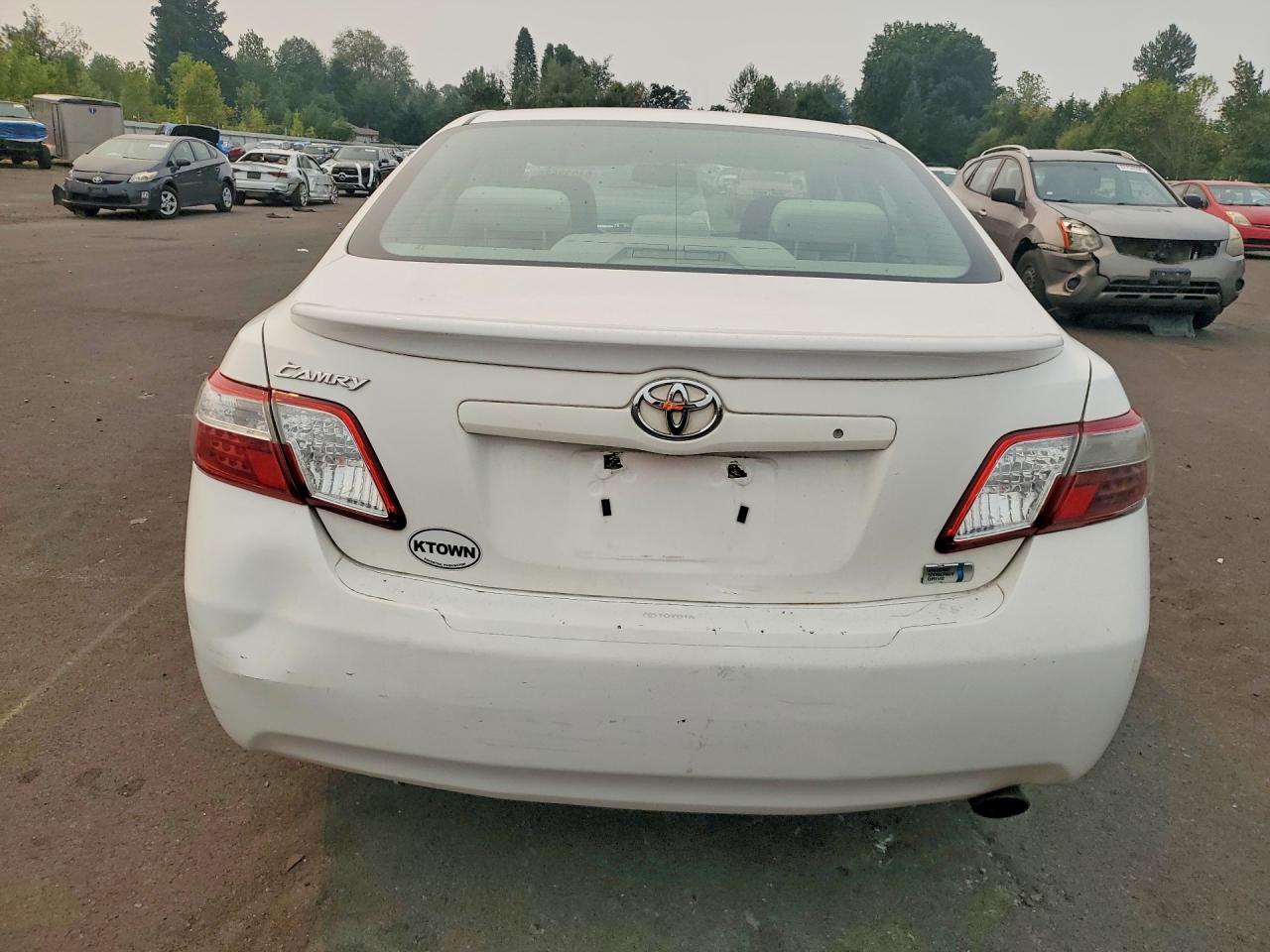 2007 Toyota Camry Hybrid White vin: JTNBB46K573041683