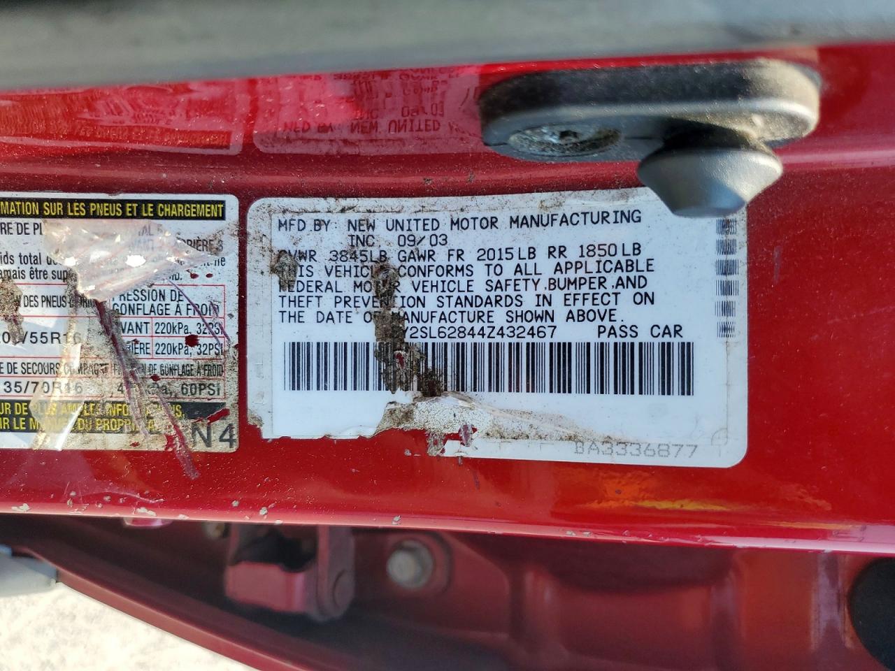2004 Pontiac Vibe Red vin: 5Y2SL62844Z432467