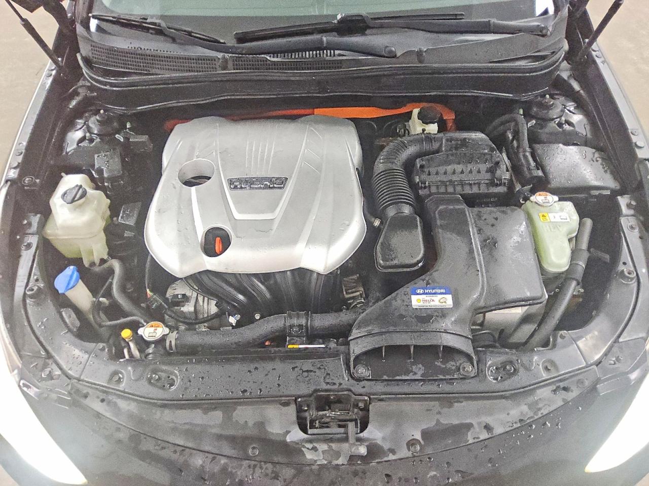 2015 Hyundai Sonata Hybrid Base Black vin: KMHEC4A48FA134792