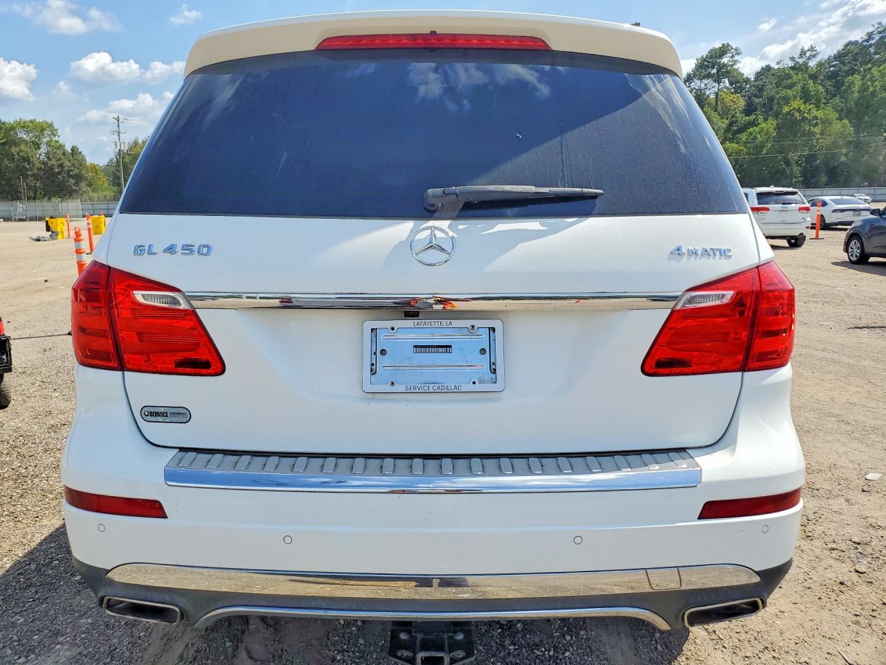 2014 Mercedes-benz Gl 450 4matic White vin: 4JGDF7CE9EA332273