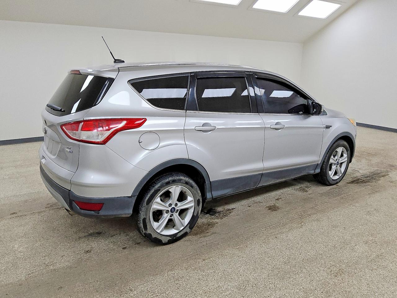 2014 Ford Escape Se Silver vin: 1FMCU9G9XEUC09574