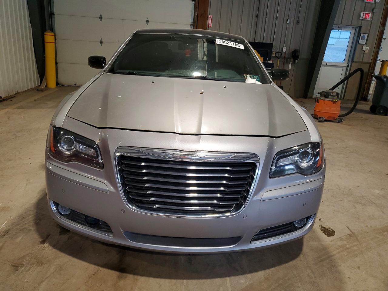 2013 Chrysler 300 S Silver vin: 2C3CCAGT5DH590308