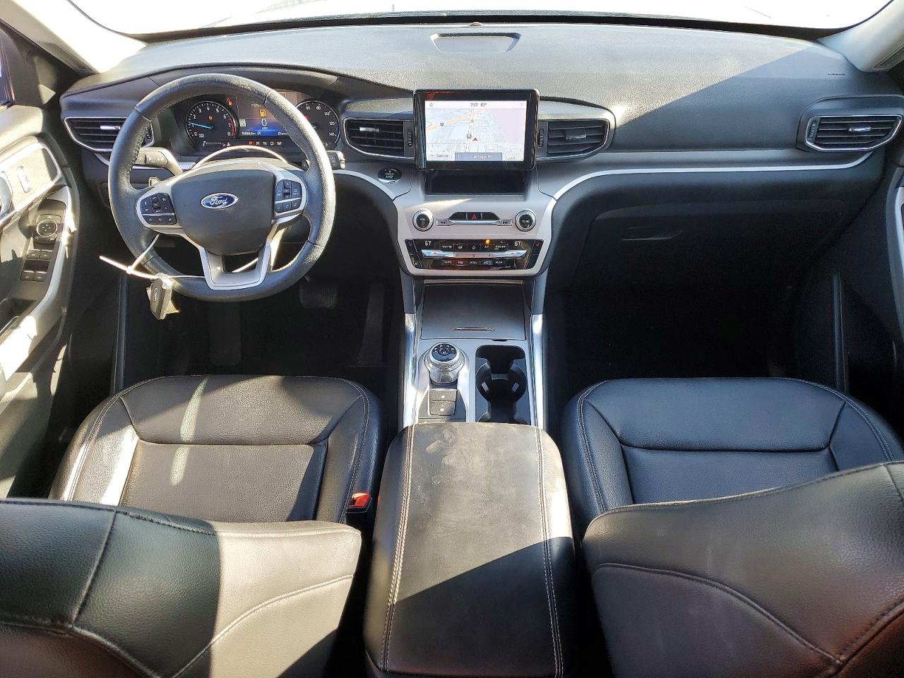 2021 Ford Explorer Xlt Серый vin: 1FMSK8DH6MGA41615