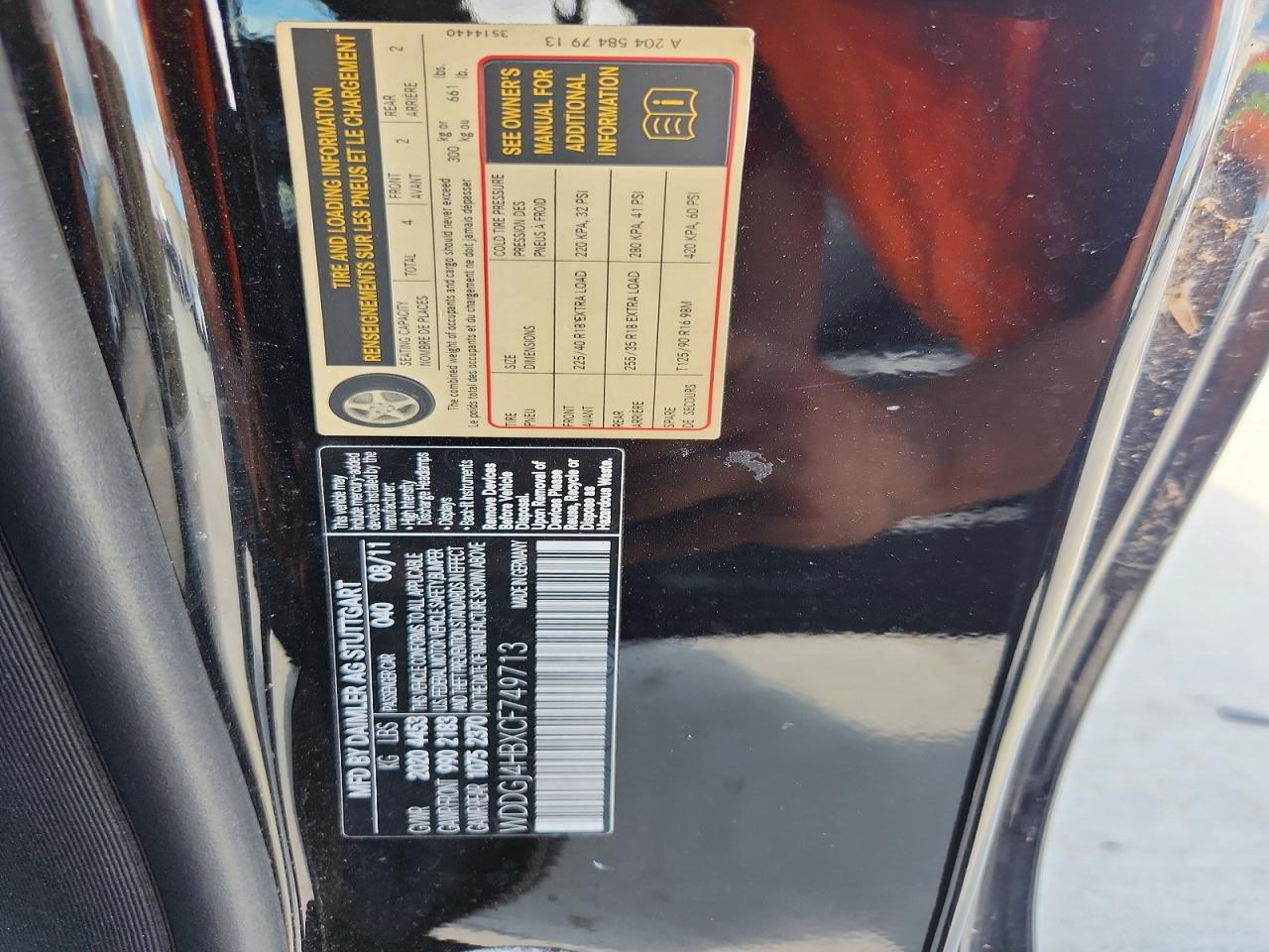 2012 Mercedes-benz C 250 Black vin: WDDGJ4HBXCF749713