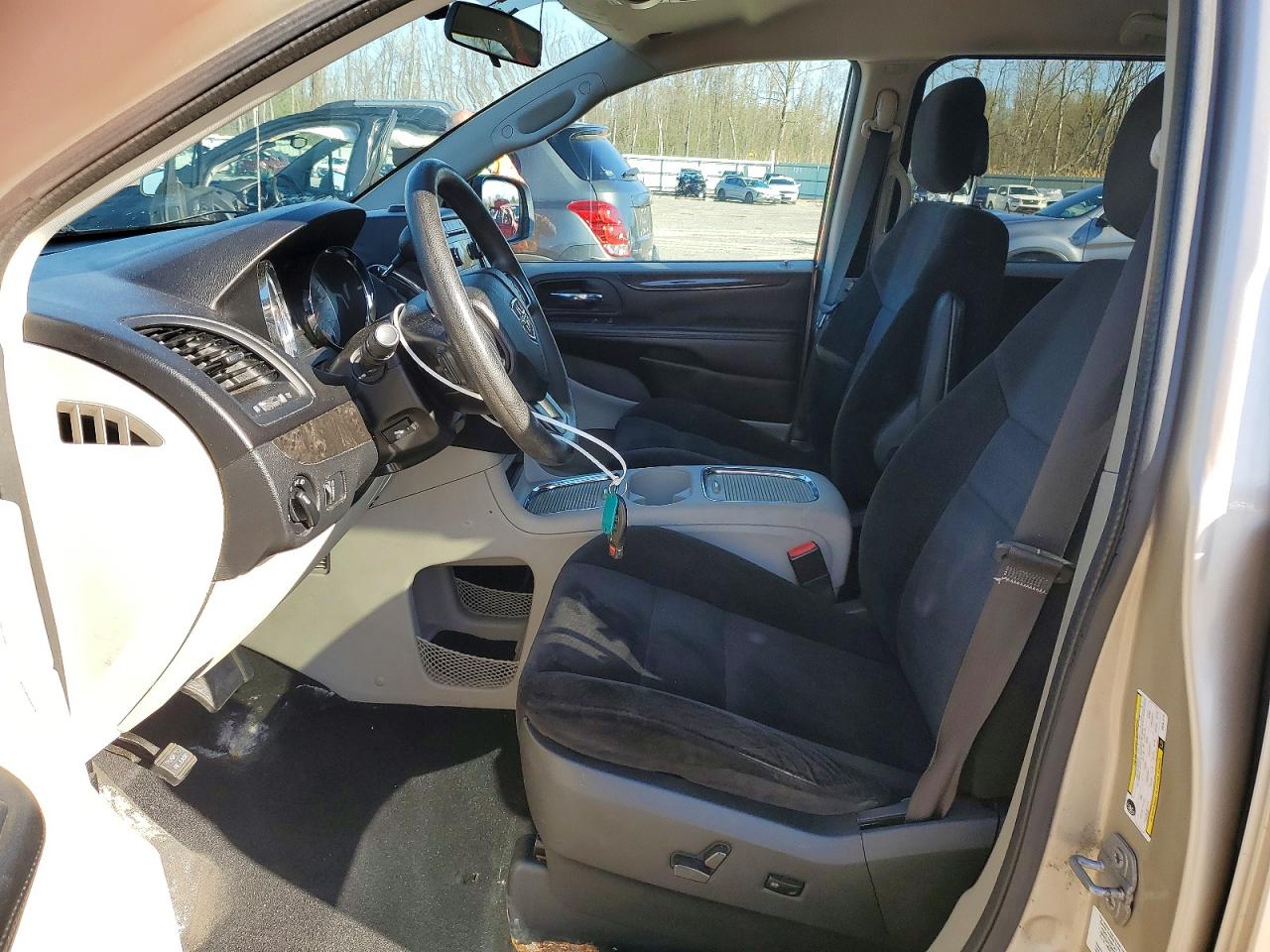 2014 Dodge Grand Caravan Sxt Beige vin: 2C4RDGCG3ER291569