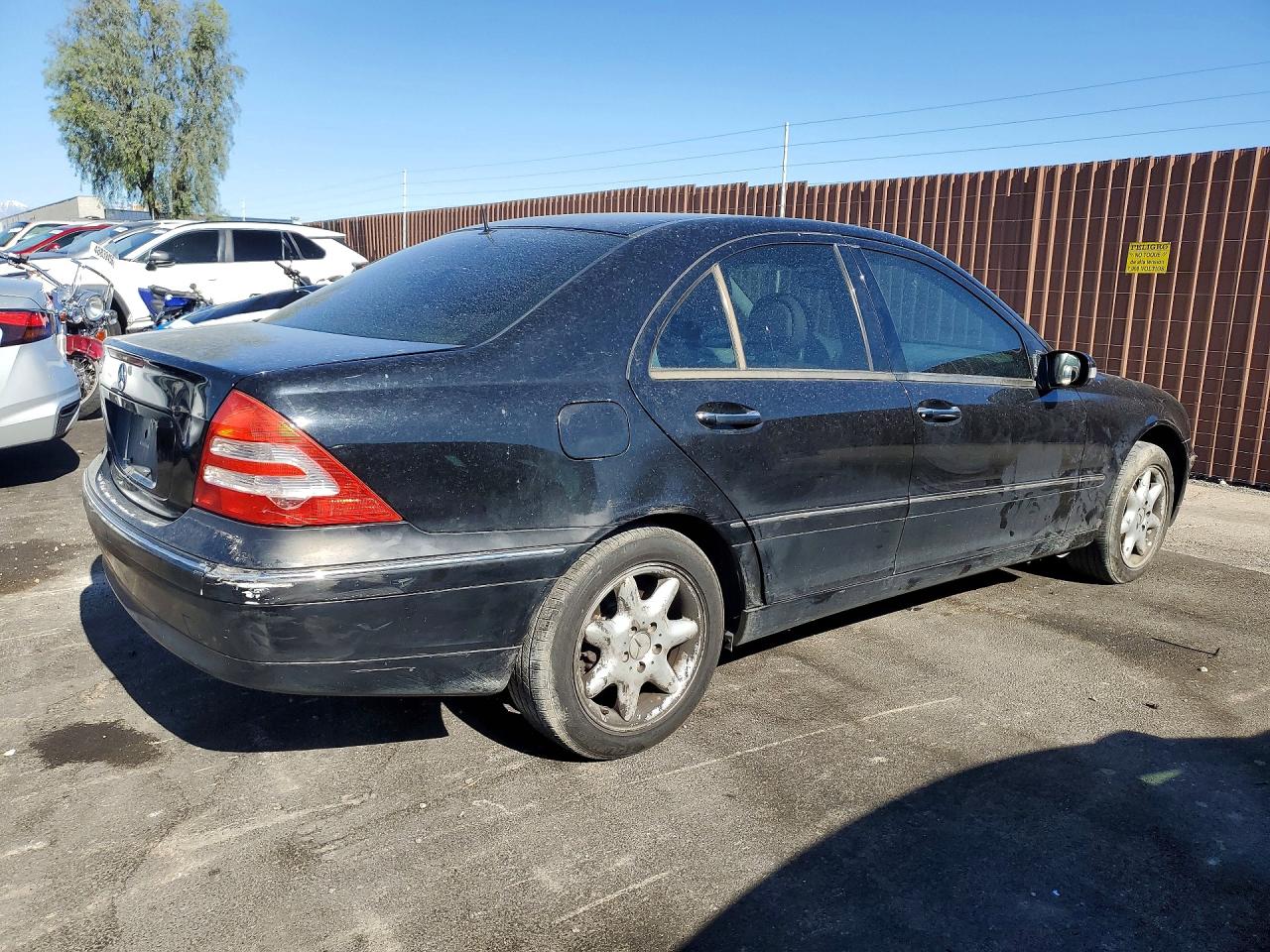 2002 Mercedes-benz C 240 Black vin: WDBRF61J42F135982