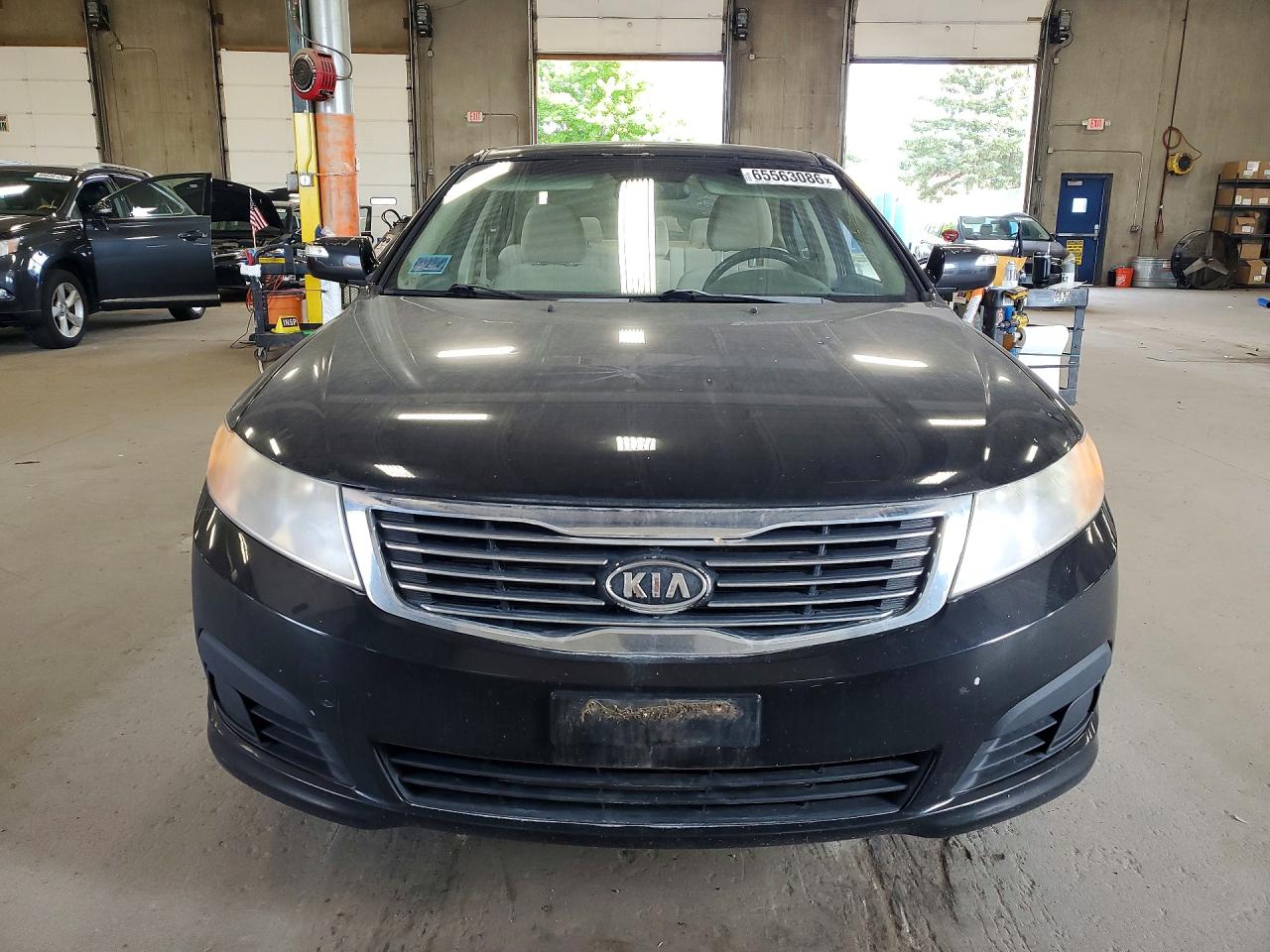 2009 Kia Optima Lx Black vin: KNAGE228895316905