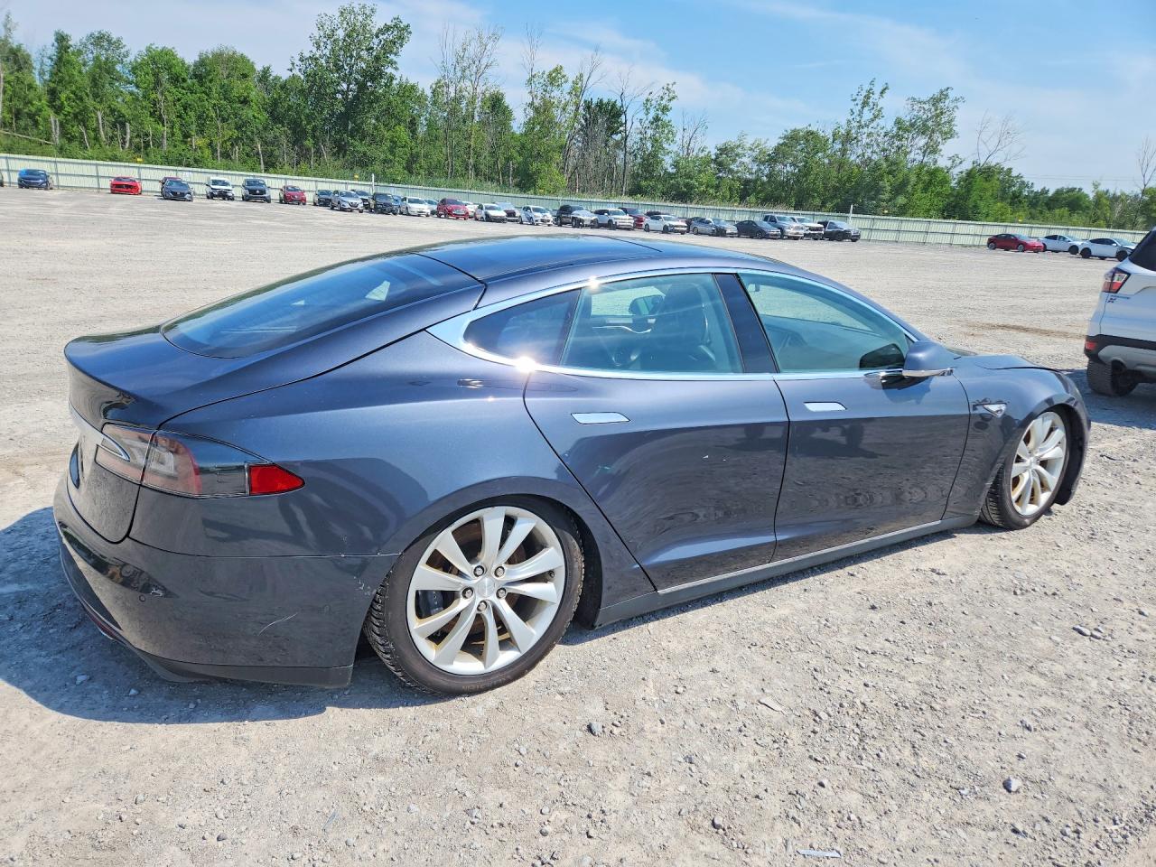 2015 Tesla Model S 85d Black vin: 5YJSA1H24FFP70679