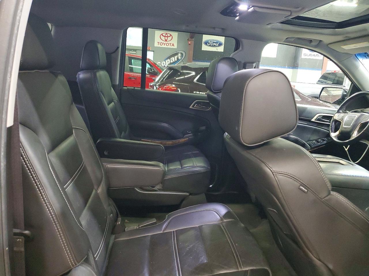 2015 Gmc Yukon Xl Denali Black vin: 1GKS2JKJ3FR239274