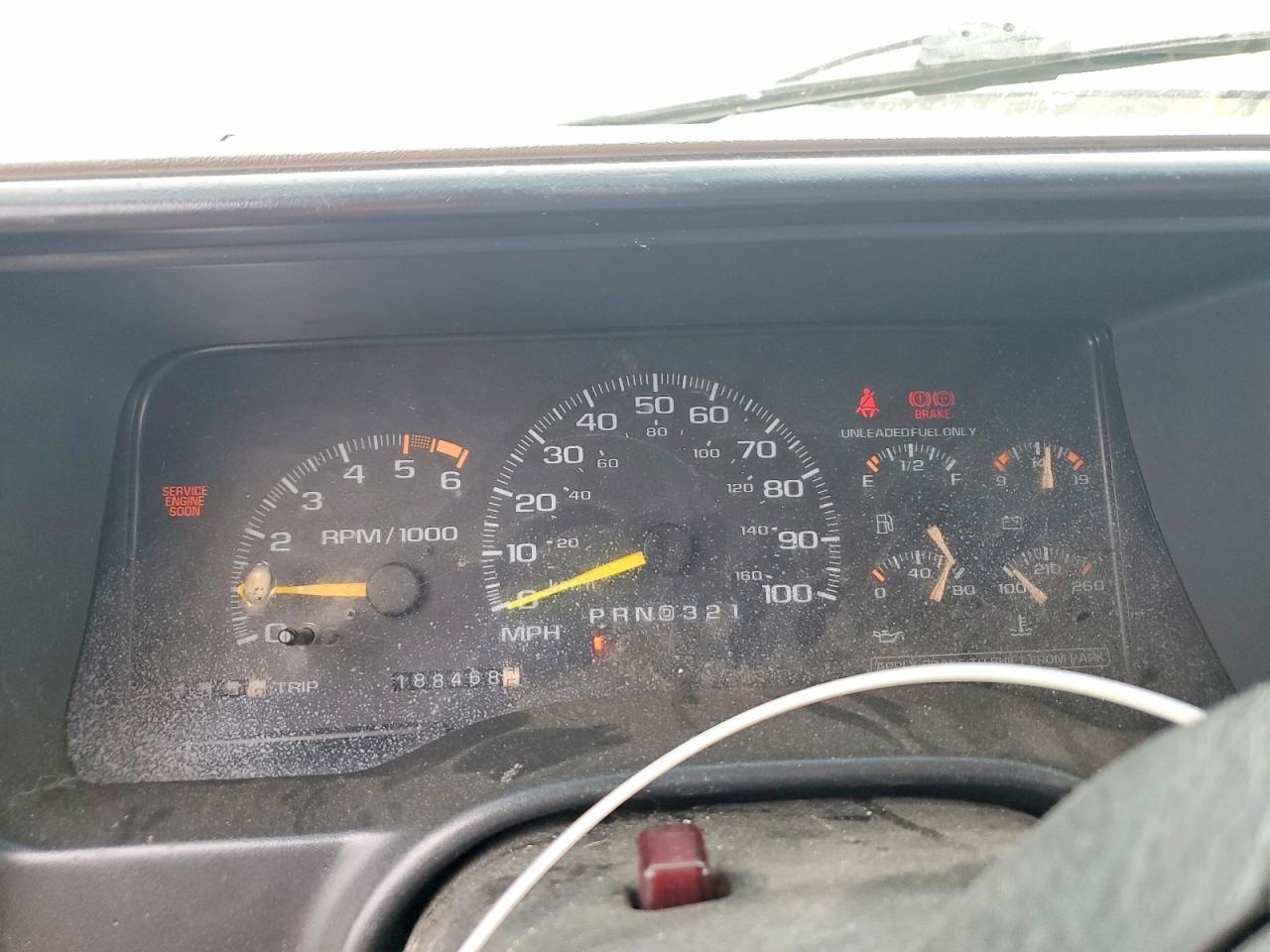 1997 Gmc Yukon White vin: 1GKEK13RXVJ715096