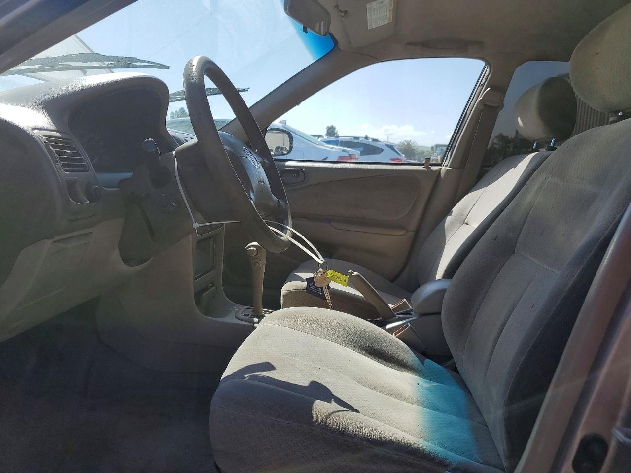 1999 Toyota Corolla Ve Cream vin: 1NXBR12E1XZ221974