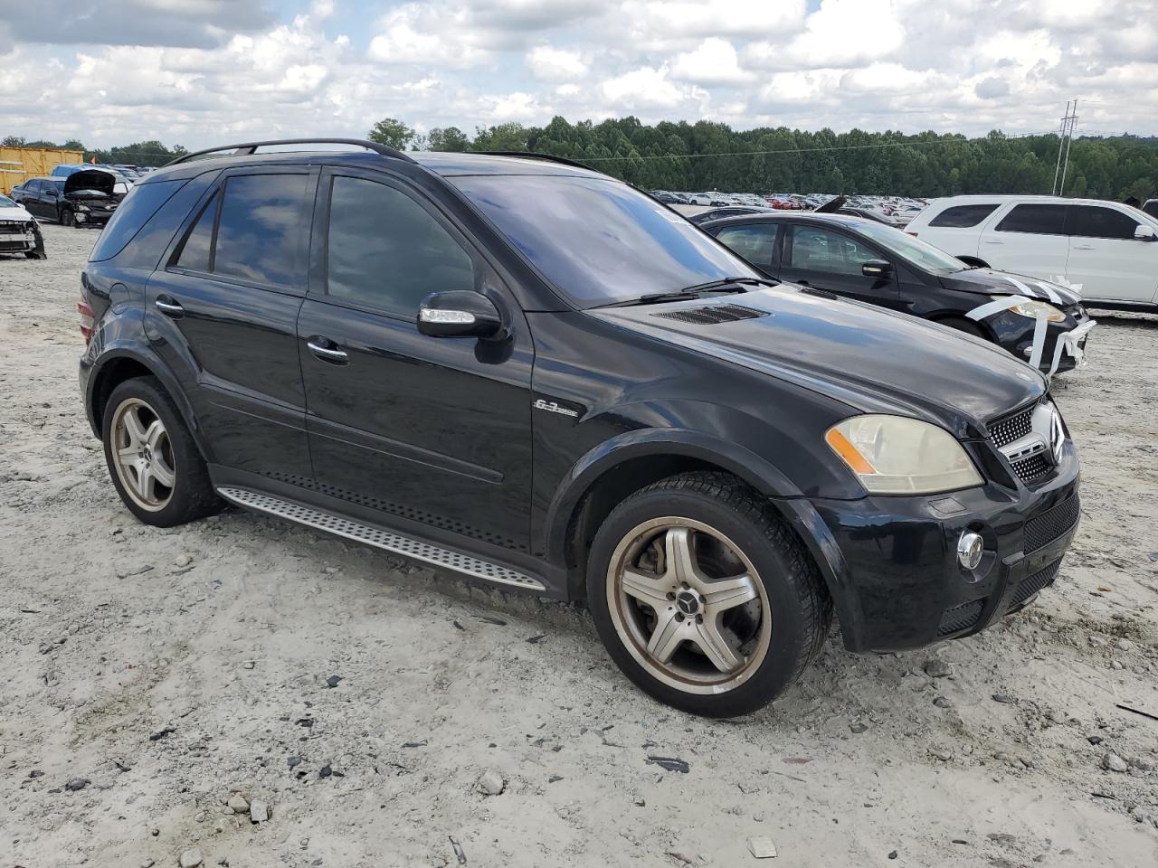 2008 Mercedes-benz Ml 63 Amg   Черный vin: 4JGBB77E78A331205