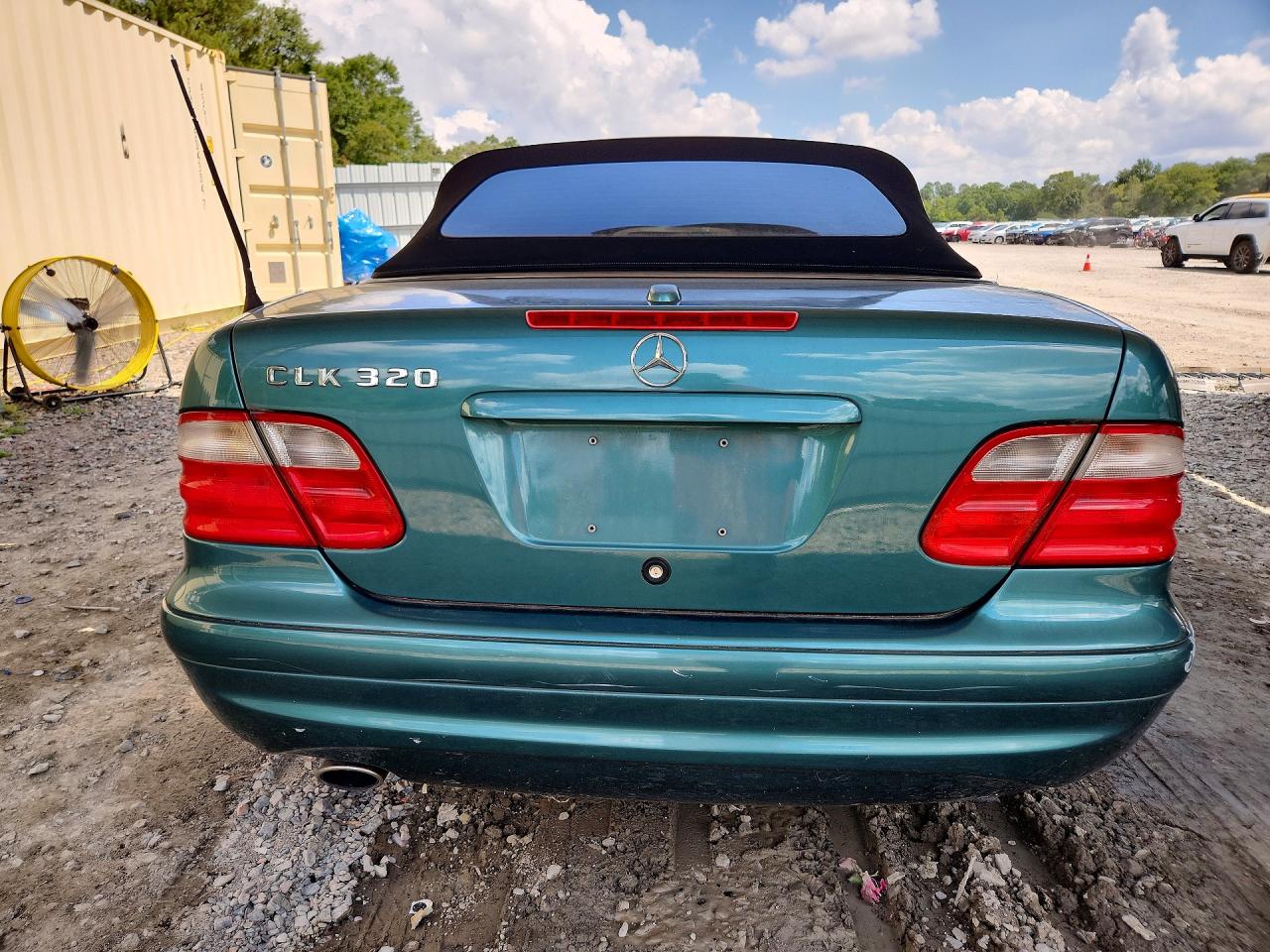 2002 Mercedes-benz Clk 320 Green vin: WDBLK65G22T116266