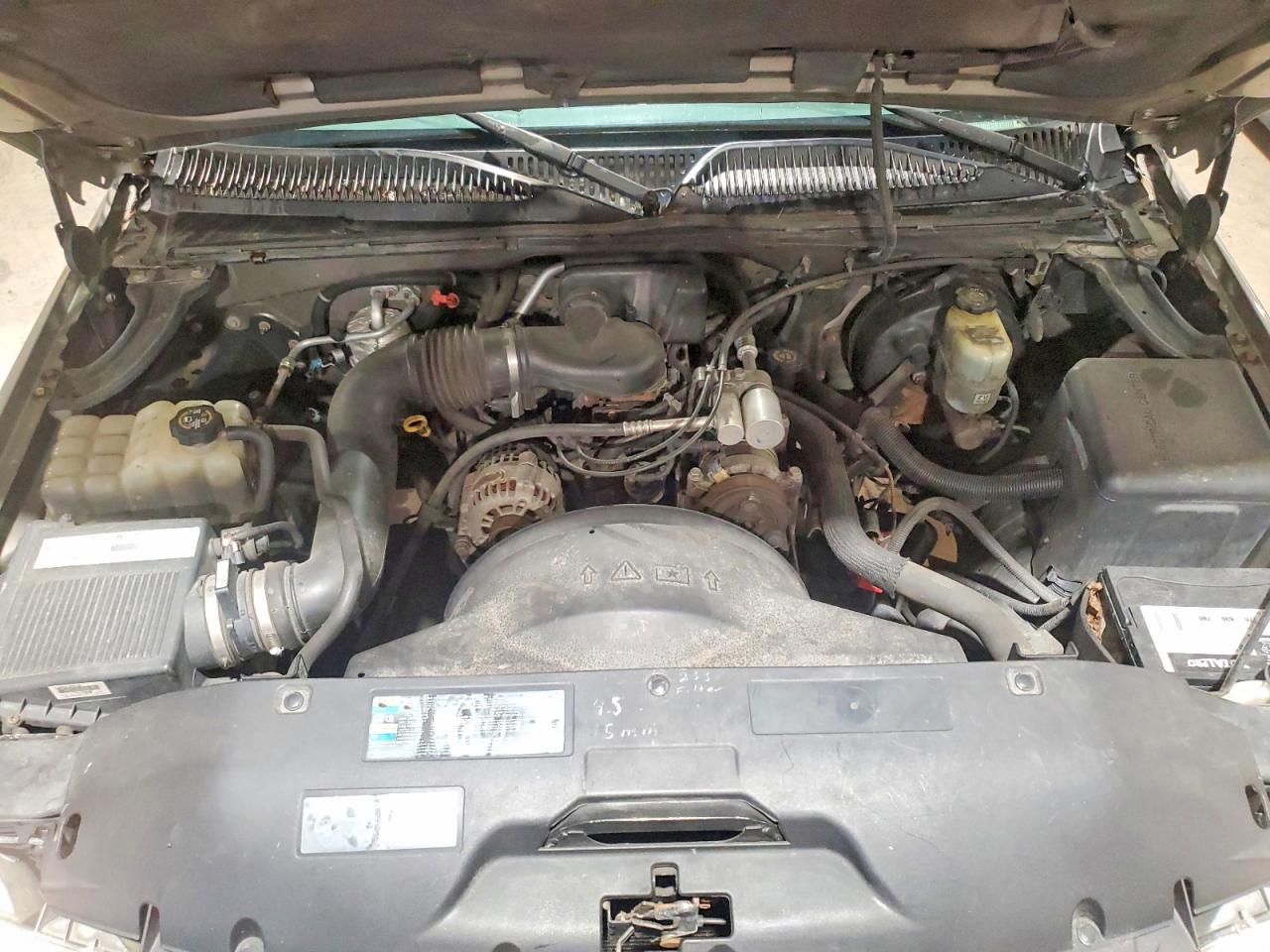 2002 Chevrolet Silverado K1500 Silver vin: 1GCEK14W82Z266188