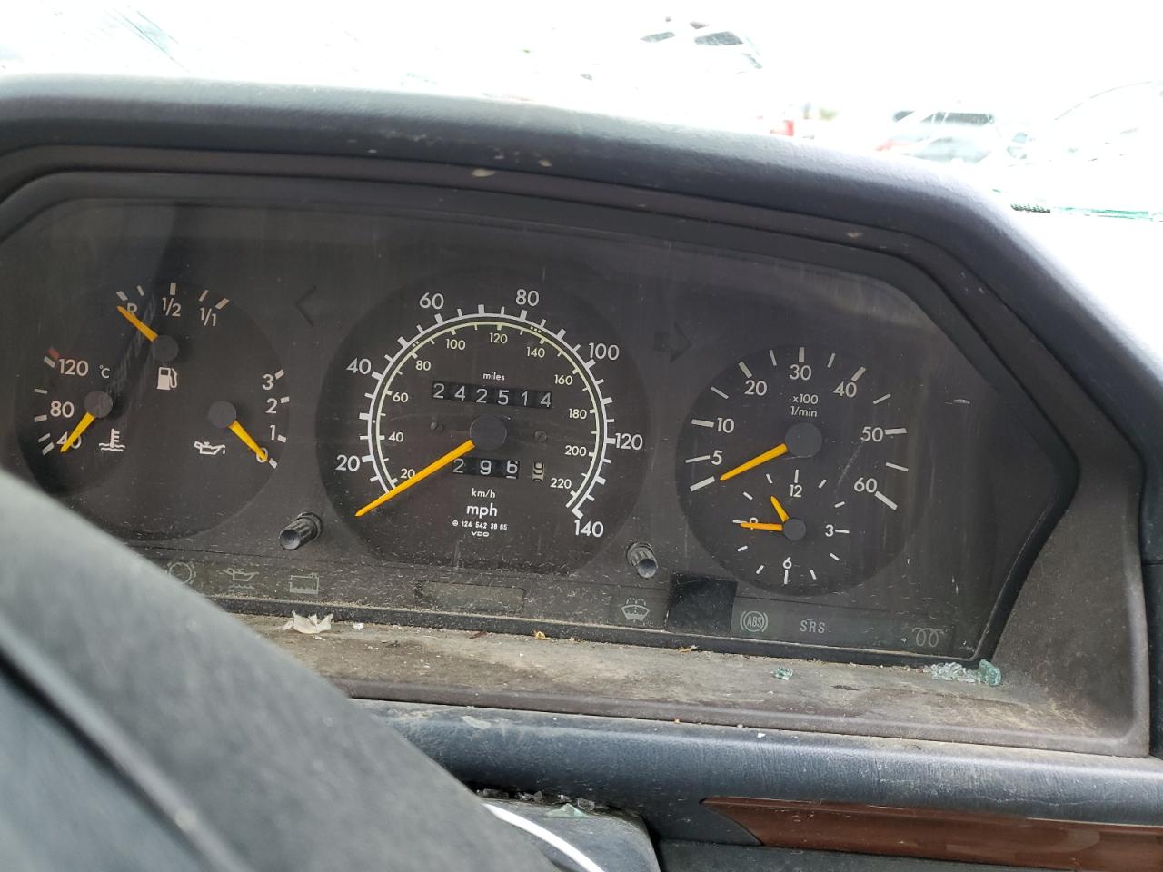 1995 Mercedes-benz E 300d Silver vin: WDBEB31E6SC070193