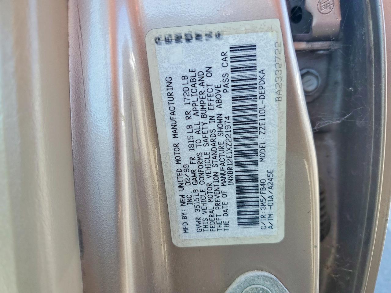 1999 Toyota Corolla Ve Cream vin: 1NXBR12E1XZ221974