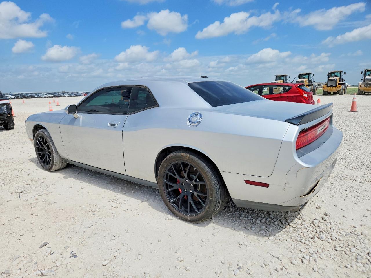 2010 Dodge Challenger Srt-8 Silver vin: 2B3CJ7DWXAH102762