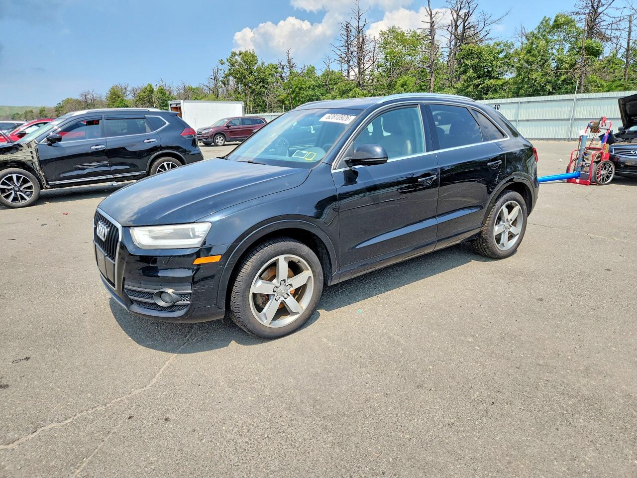 2015 Audi Q3 Prestige Black vin: WA1GFCFS1FR013300