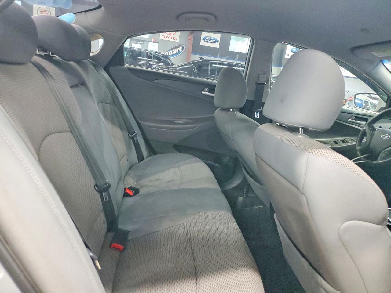 2014 Hyundai Sonata Gls Silver vin: 5NPEB4ACXEH885575
