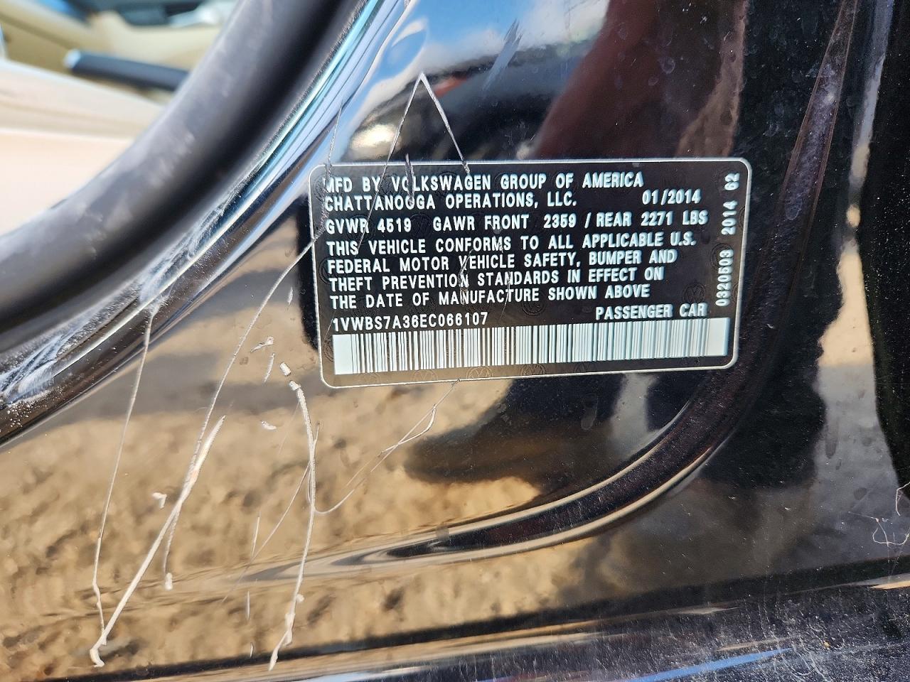 2014 Volkswagen Passat Se Black vin: 1VWBS7A36EC066107