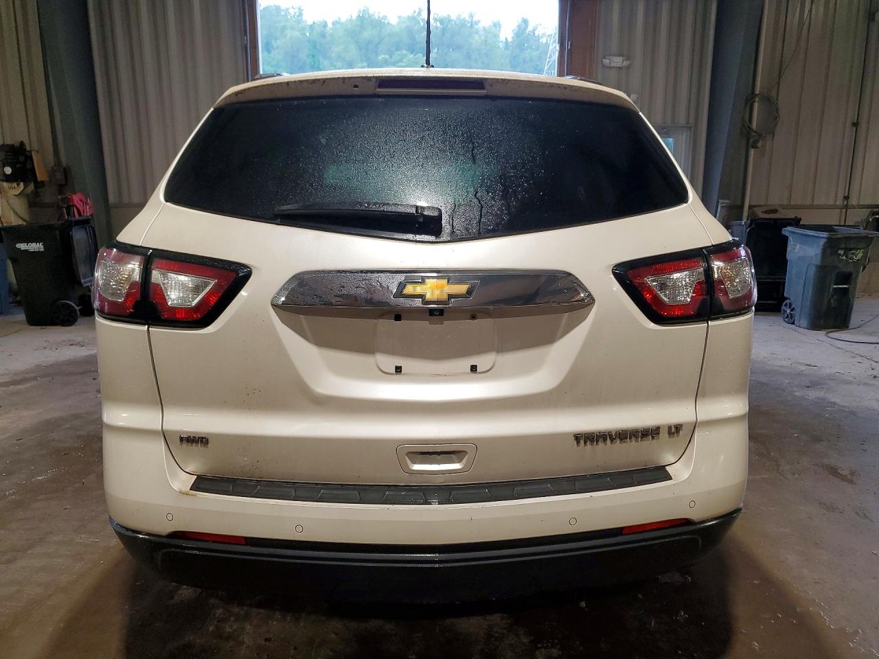 2014 Chevrolet Traverse Lt White vin: 1GNKVGKDXEJ337819