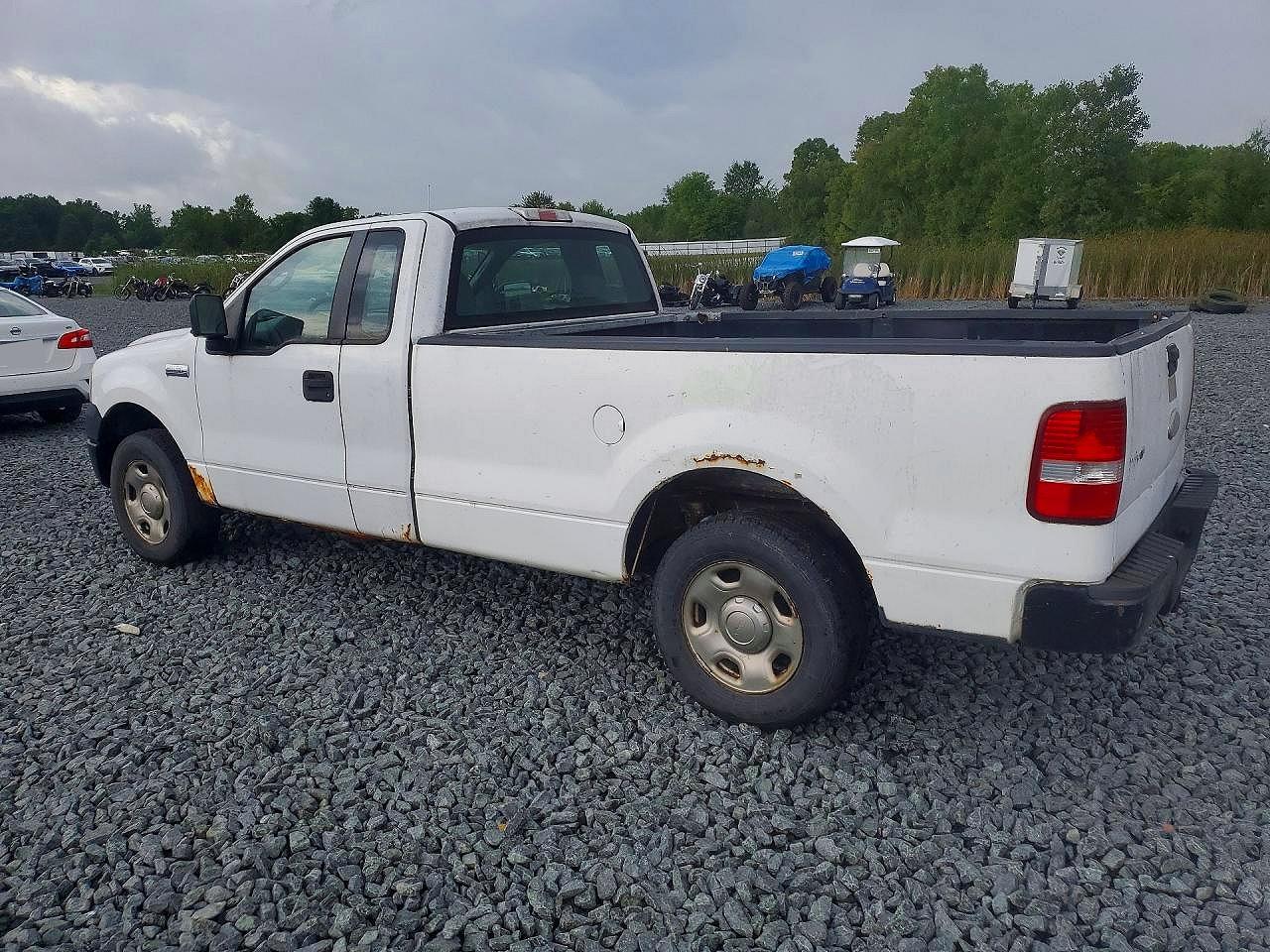2007 Ford F150 White vin: 1FTRF12W27KC09607